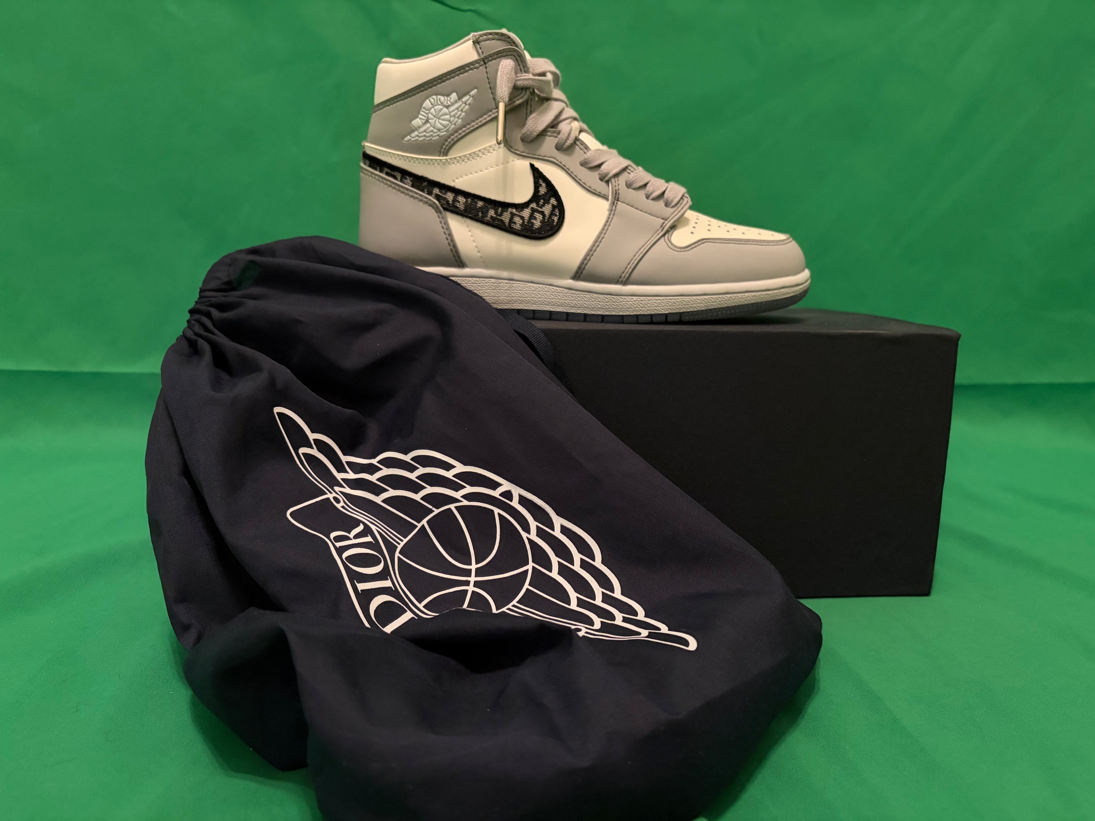 Air Jordan 1 Retro High Dior